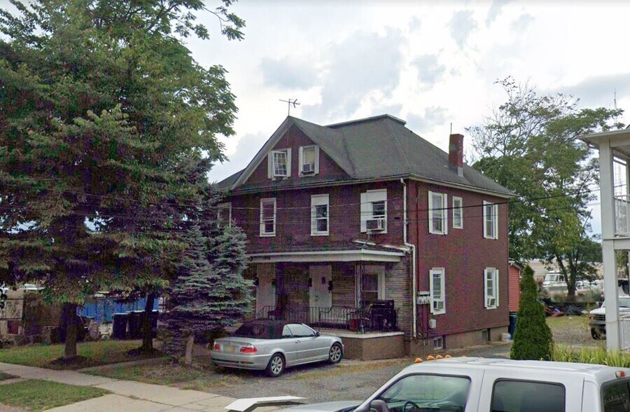 1632 W Front St, Plainfield, NJ à vendre - Photo principale – Image 1 sur 1