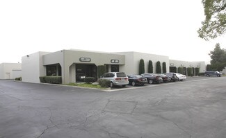 Plus de détails pour 20740-20750 Carrey Rd, Walnut, CA - Bureau/Local commercial à louer