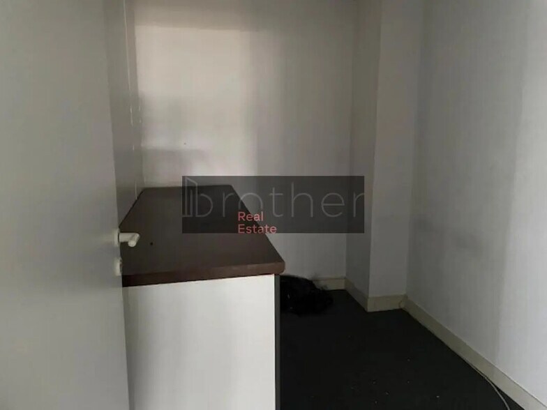 Bureau dans Bordeaux à louer - Photo de l’immeuble – Image 3 sur 5