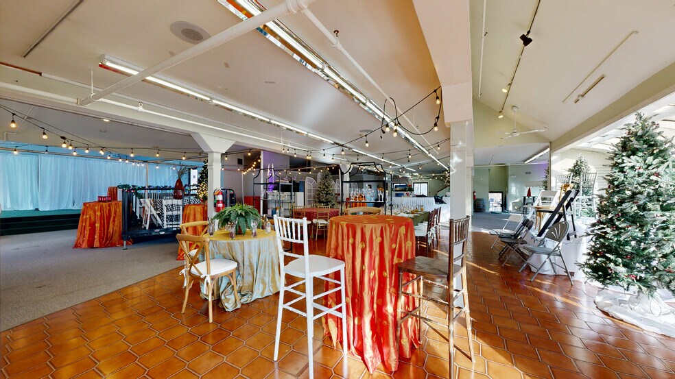 230 US Highway 206, Hillsborough, NJ à vendre - Numérisation 3D Matterport – Image 2 sur 12