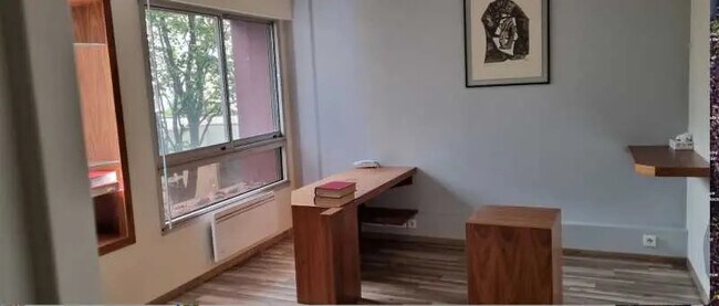 Plus de détails pour Bureau à louer