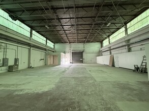 2224 Industrial Dr, Bethlehem, PA à louer Photo intérieure– Image 2 sur 5