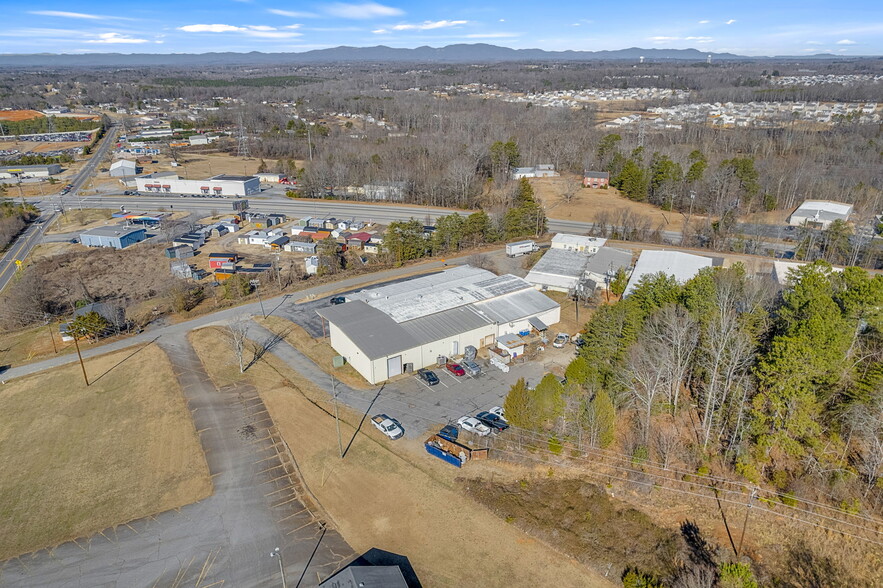 110 Lee Joyal Rd, Duncan, SC à vendre - Photo de l’immeuble – Image 2 sur 12