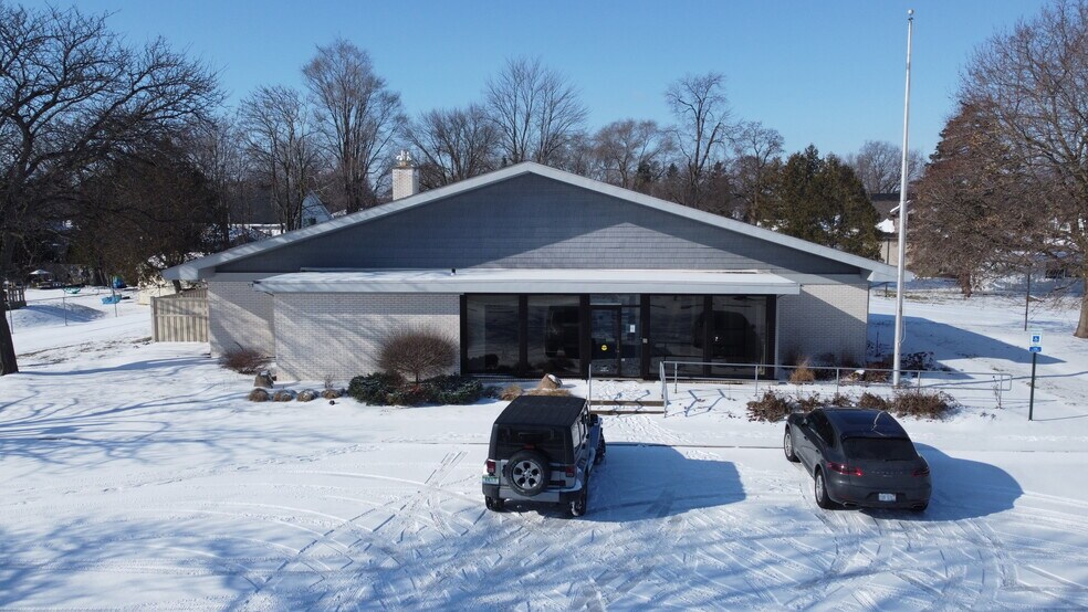 12010 Church St, Birch Run, MI à louer - Photo de l’immeuble – Image 1 sur 5