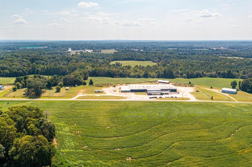 814 Wallace Grove Dr, Shelby, NC à vendre - Photo de l’immeuble – Image 3 sur 72