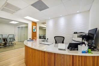 1401 E 22nd Ave, Tampa, FL à vendre Photo intérieure– Image 2 sur 12