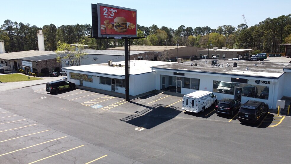 5042 S Atlanta Rd SE, Atlanta, GA à louer - Photo de l’immeuble – Image 1 sur 8