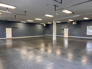 55 Daniel Webster Hwy, Meredith, NH à louer Photo intérieure– Image 1 sur 5