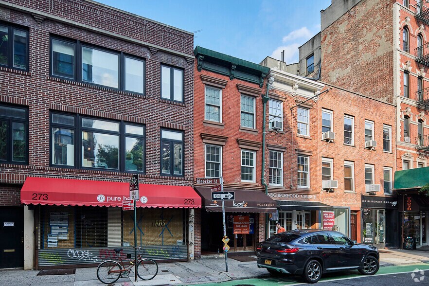 271 Bleecker St, New York, NY à vendre - Photo principale – Image 1 sur 3