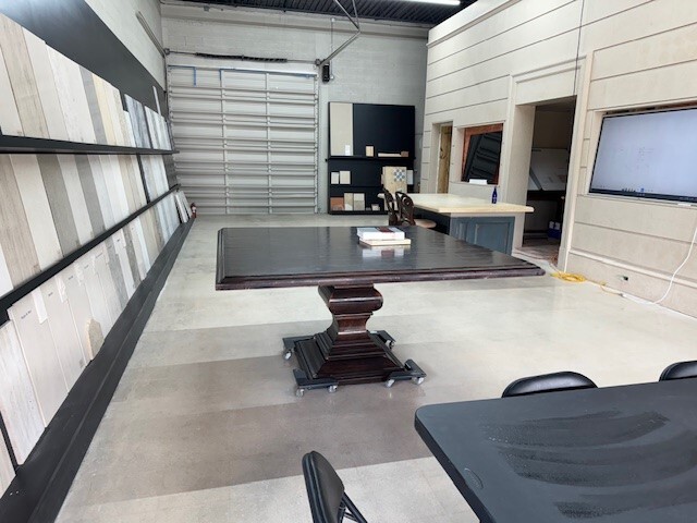 1334 S Killian Dr, Lake Park, FL à vendre - Photo principale – Image 2 sur 5