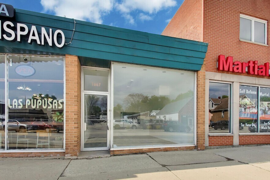 1667-1675 Oakton St, Des Plaines, IL à vendre - Photo de l’immeuble – Image 3 sur 16