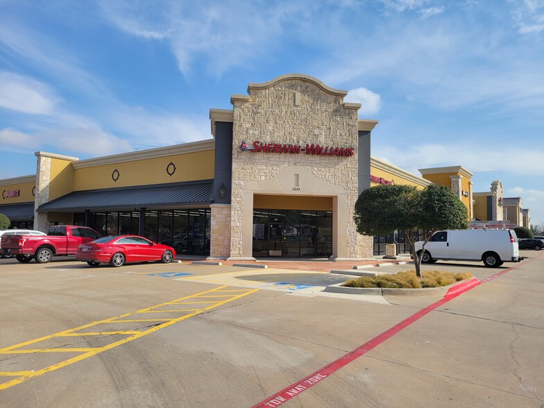 2041-2061 Rufe Snow Dr, Keller, TX à louer - Photo de l’immeuble – Image 3 sur 5