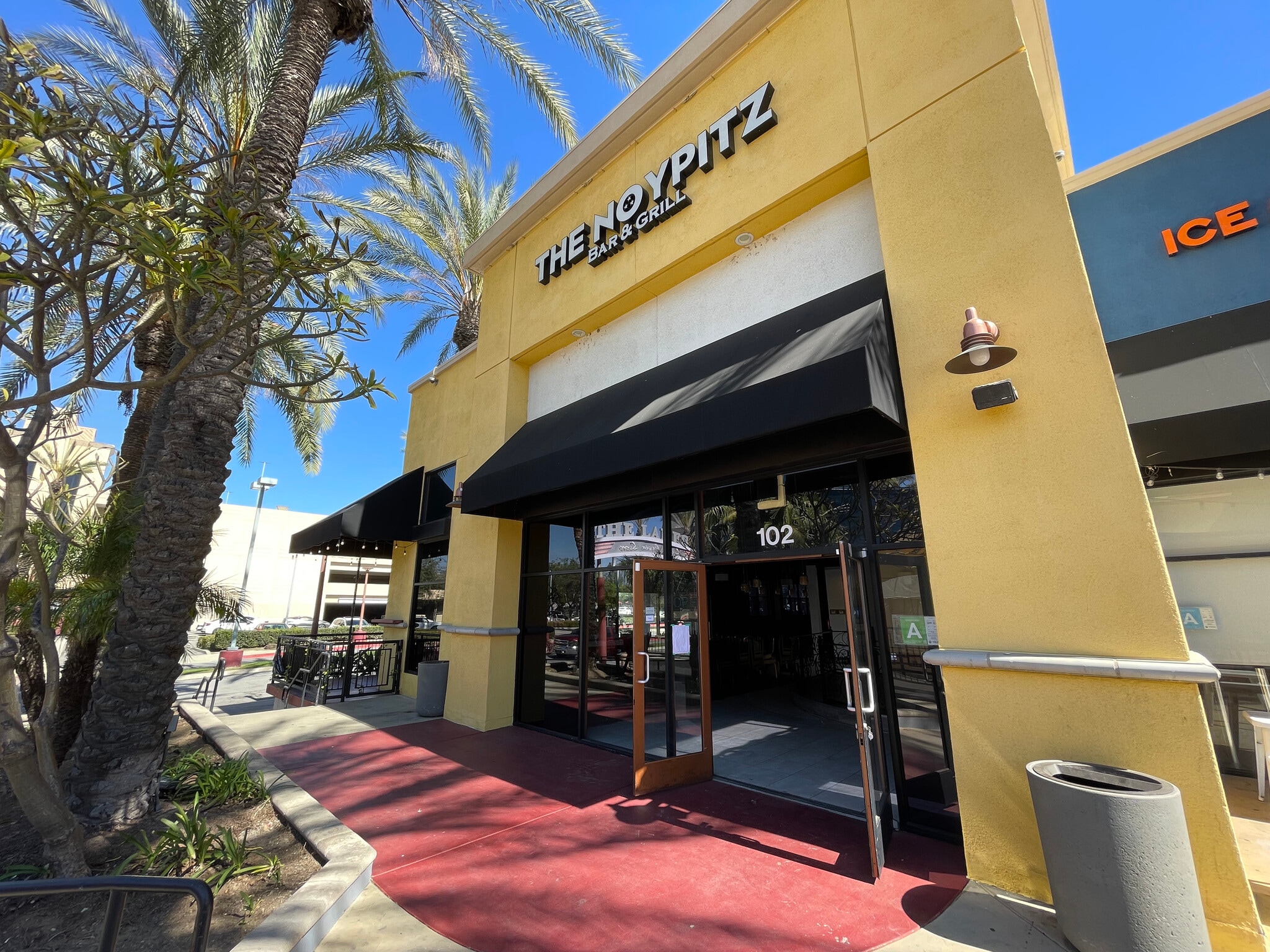 265 Glendora Ave, West Covina, CA à louer Photo intérieure– Image 1 sur 21