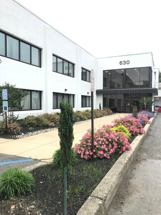 Plus de détails pour 630 Fairview Rd, Swarthmore, PA - Bureau/Local commercial à louer