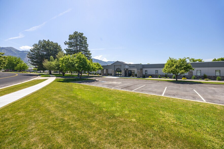 80 Golf Course Rd, Logan, UT à louer - Photo de l’immeuble – Image 2 sur 8