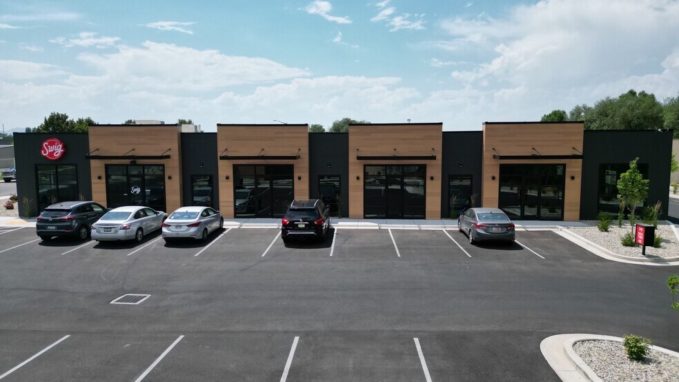 1075 N Main St, Springville, UT à louer - Photo de l’immeuble – Image 2 sur 10