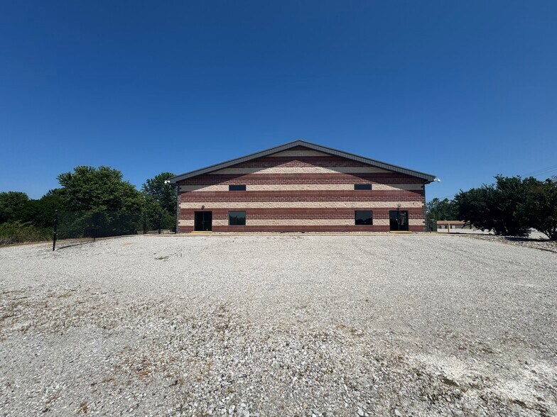 11212 W State Road 42, Stilesville, IN à louer - Photo de l’immeuble – Image 2 sur 17