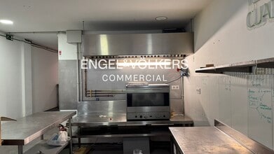 Local commercial dans Barcelone, Barcelona à louer Photo intérieure– Image 2 sur 11