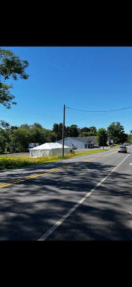 964 Killingworth rd, Higganum, CT à vendre - Photo de l’immeuble – Image 1 sur 4