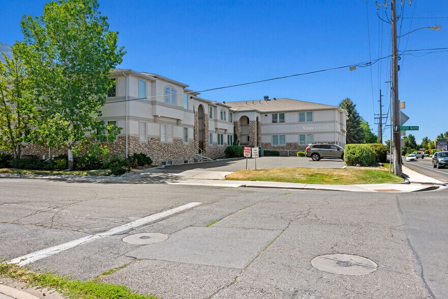 3204-3210 N Canyon Rd, Provo, UT à vendre - Photo de l’immeuble – Image 3 sur 37