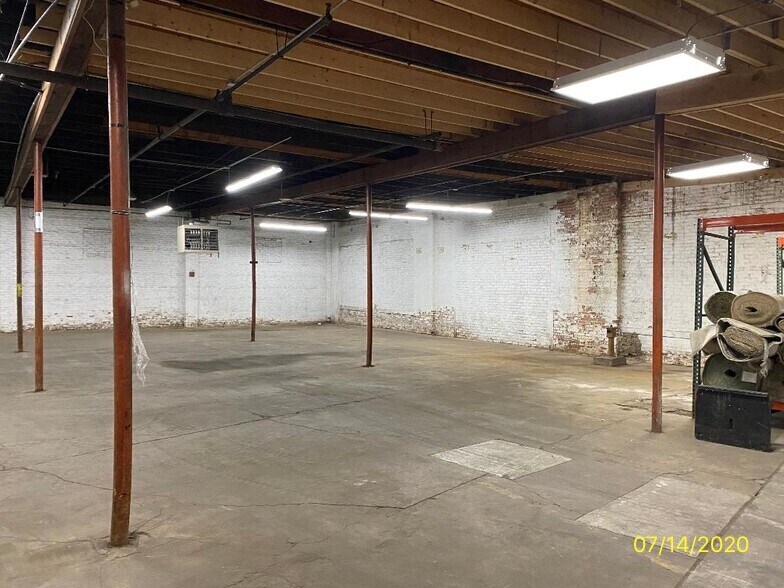 7719 W 60th Pl, Summit, IL à louer - Photo de l’immeuble – Image 2 sur 6