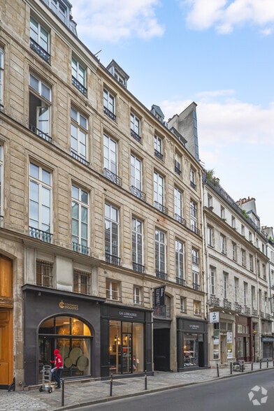 48 Rue Sainte-Anne, Paris à louer - Photo de l’immeuble – Image 2 sur 5