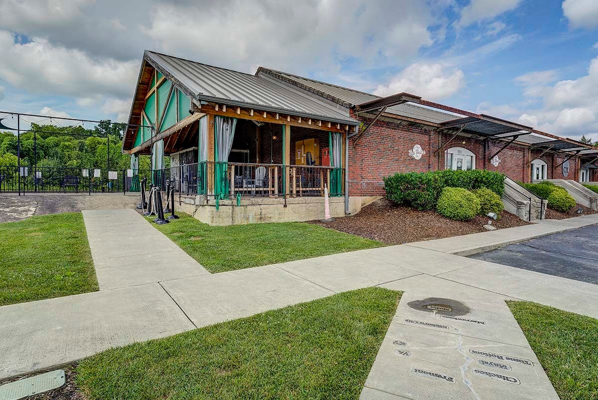 151 E Main St, Kingsport, TN à louer Photo intérieure– Image 1 sur 7