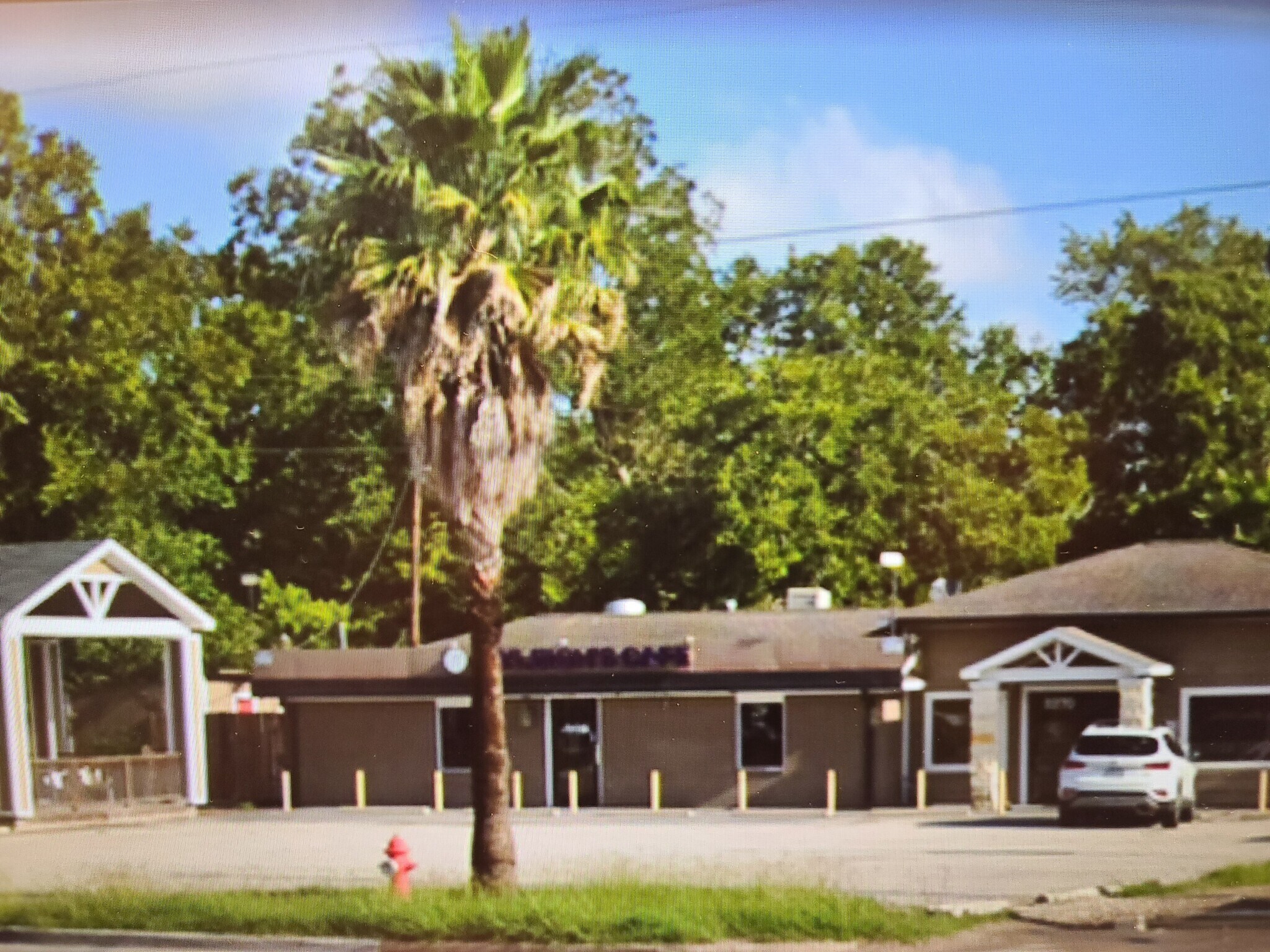 2370 W Highway 6, Alvin, TX à louer Photo de l’immeuble– Image 1 sur 2