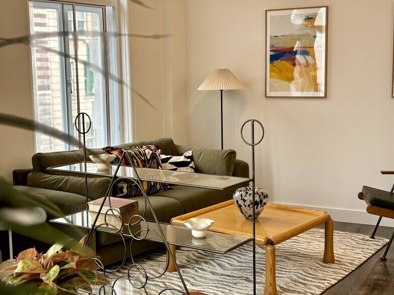 88 Kingsway, Londres à louer - Photo de l’immeuble – Image 2 sur 17