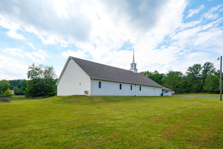 5700 Edinburg Gap Rd, Fort Valley, VA à vendre - Photo de l’immeuble – Image 2 sur 39