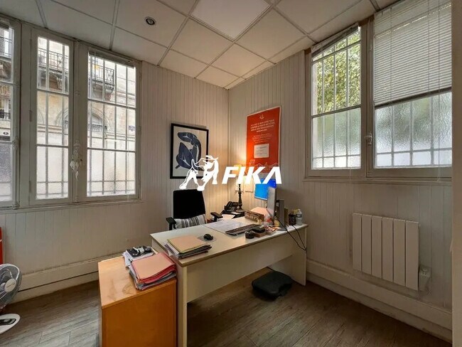 Plus de détails pour Bureau à vendre