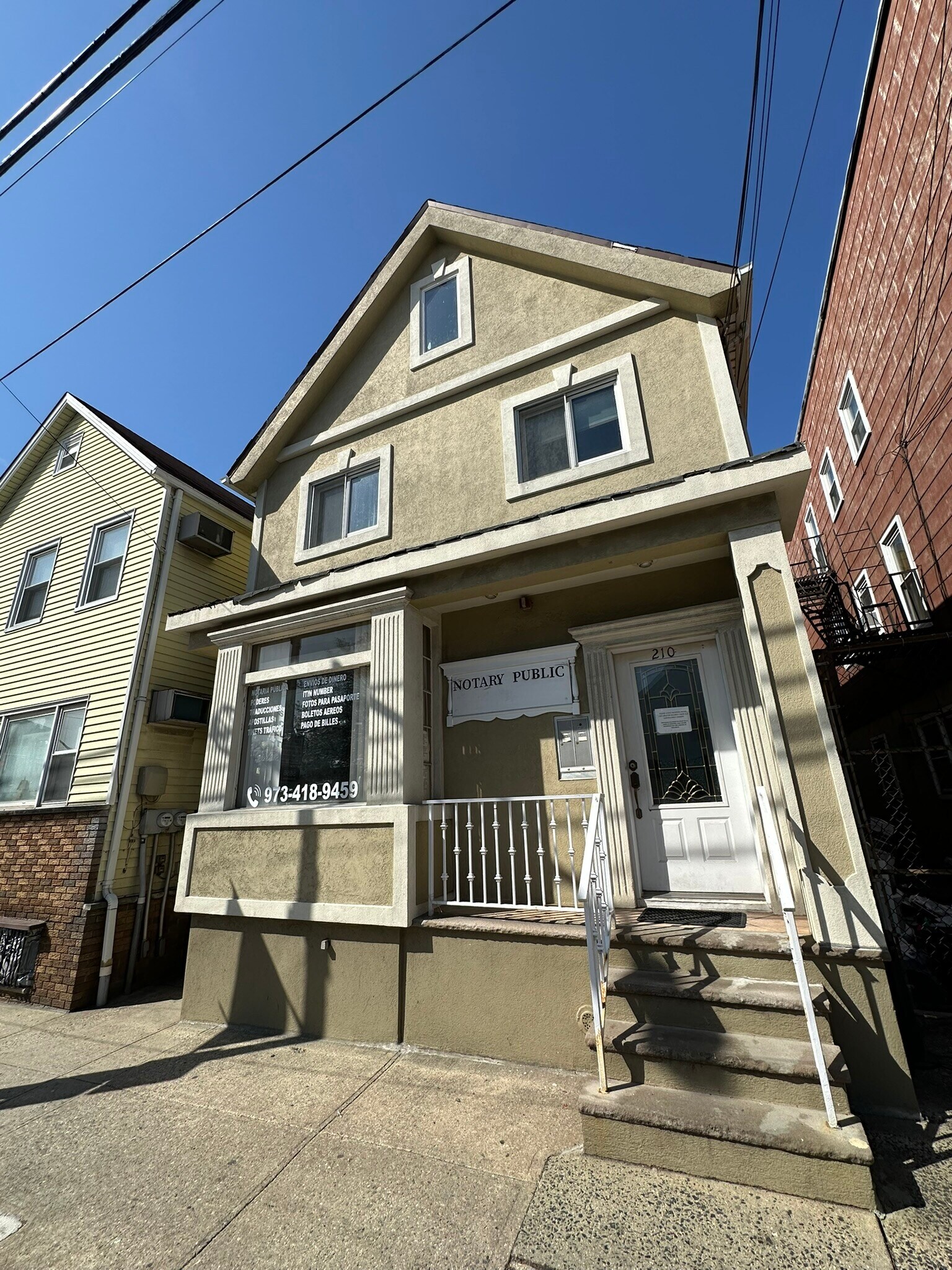 210 Frank E Rodgers Blvd, Harrison, NJ à louer Photo de l’immeuble– Image 1 sur 2