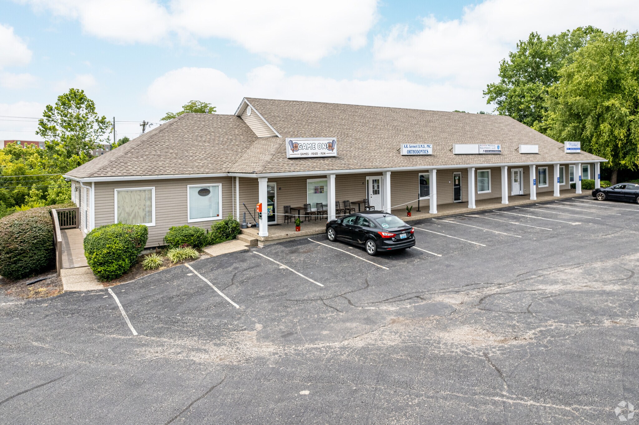 604 Crystal Pl, La Grange, KY à louer Photo principale– Image 1 sur 5