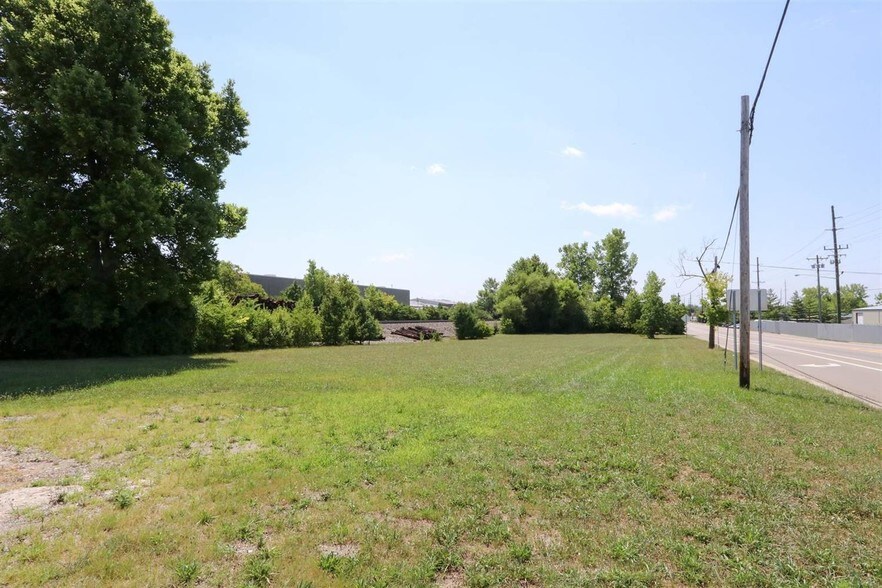 11882 Reading Rd, Cincinnati, OH à vendre - Photo de l’immeuble – Image 3 sur 8