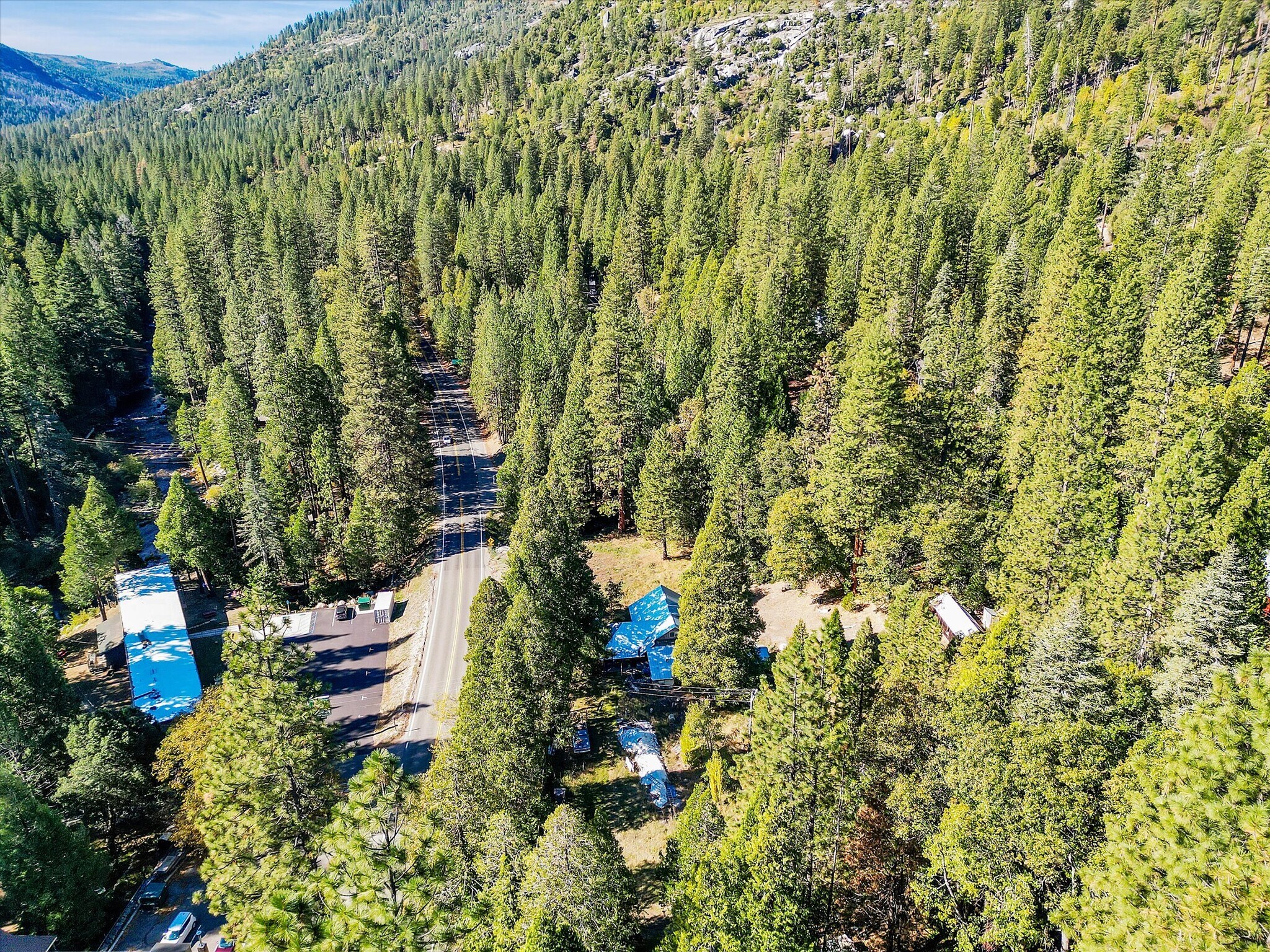 13651 US Hwy 50, Kyburz, CA à vendre Photo principale– Image 1 sur 50