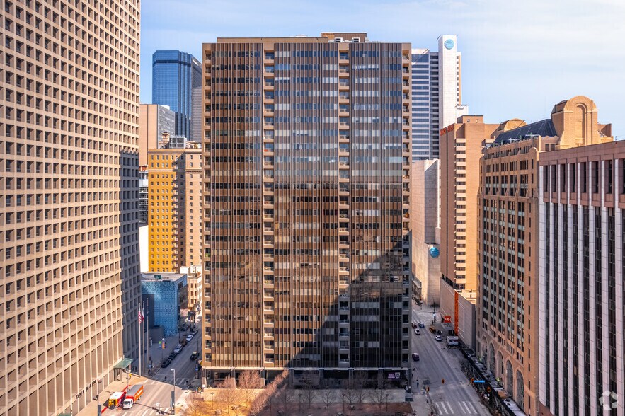 1200 Main, Dallas, TX à vendre - Photo de l’immeuble – Image 3 sur 7