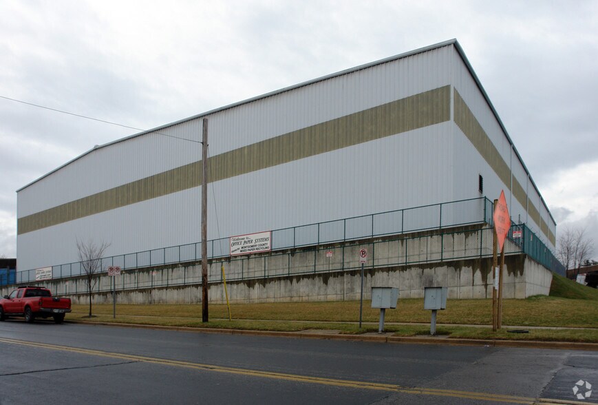 7750 Airpark Rd, Gaithersburg, MD à louer - Photo de l’immeuble – Image 2 sur 13