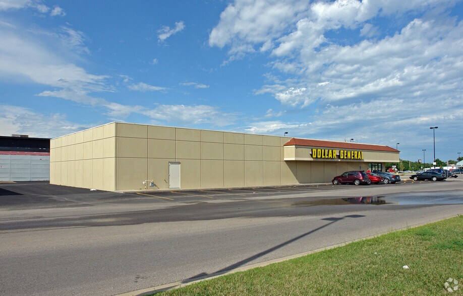 2424 S Broadway St, Wichita, KS à vendre - Photo principale – Image 1 sur 4