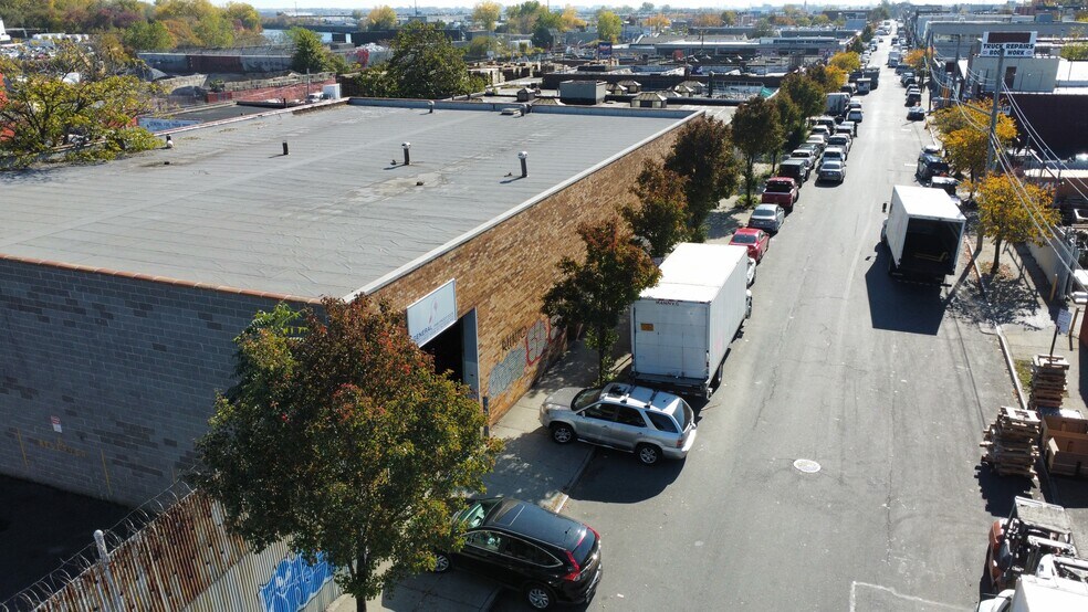 901 Edgewater Rd, Bronx, NY à louer - Photo principale – Image 1 sur 2