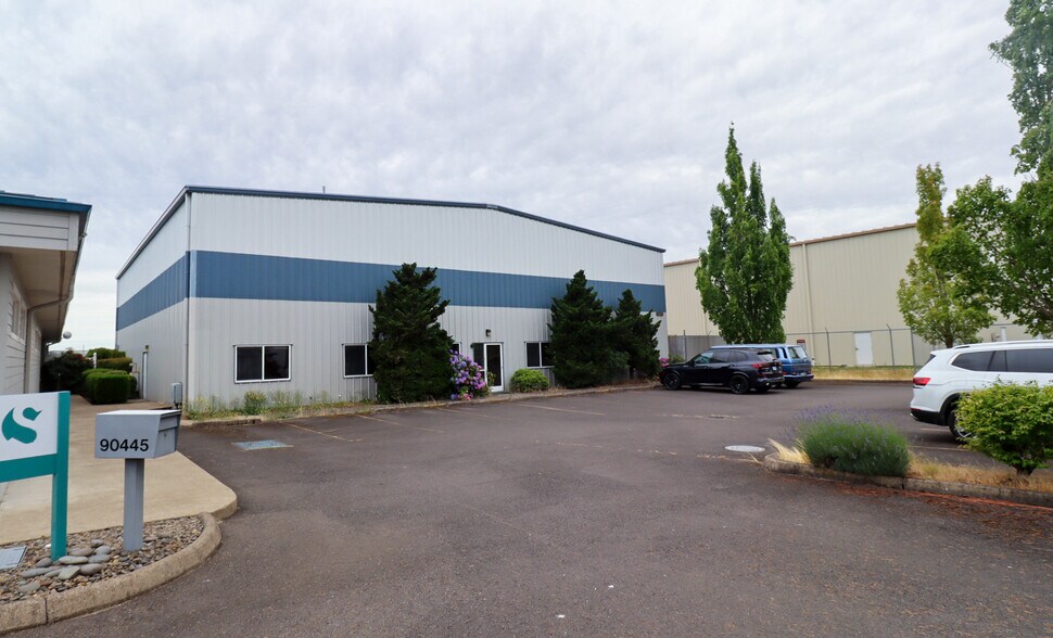 90451 Boeing Dr, Eugene, OR à vendre - Photo de l’immeuble – Image 3 sur 17