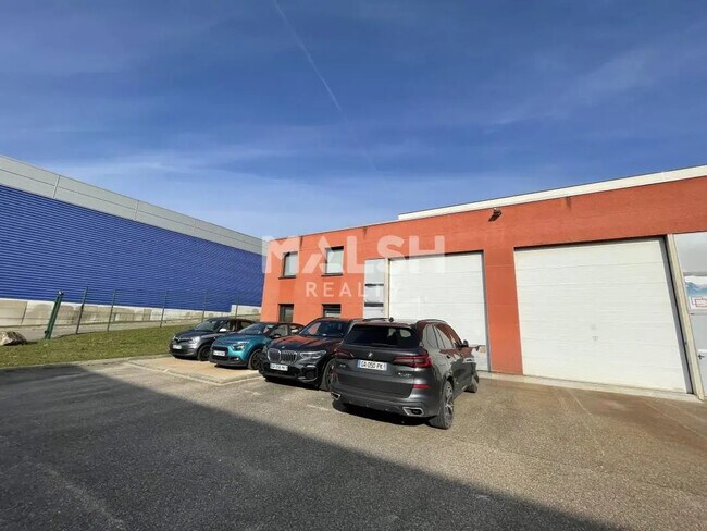 Plus de détails pour Local d’activités à vendre