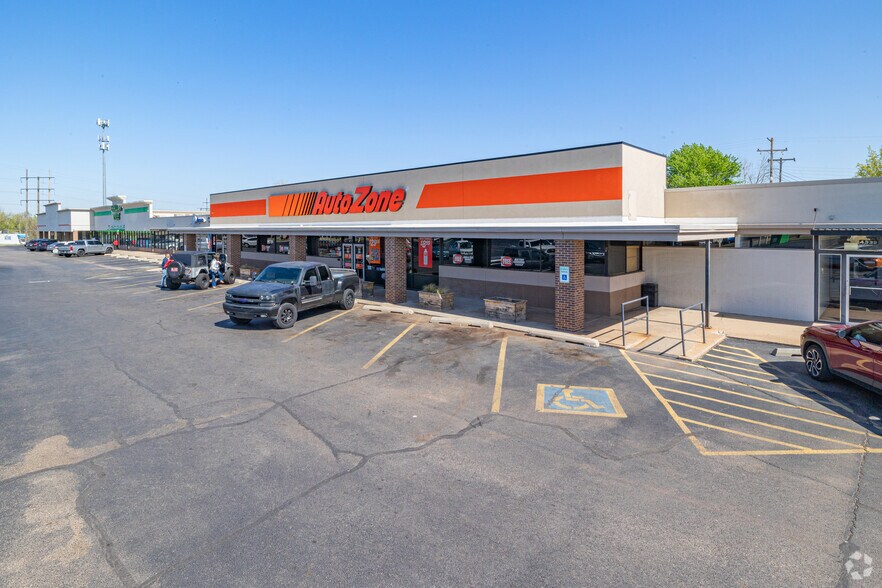 4303-4349 SE 15th St, Del City, OK à louer - Photo de l’immeuble – Image 3 sur 10