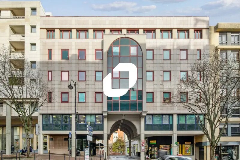 Bureau dans Rueil-Malmaison à vendre Photo de l’immeuble– Image 1 sur 16