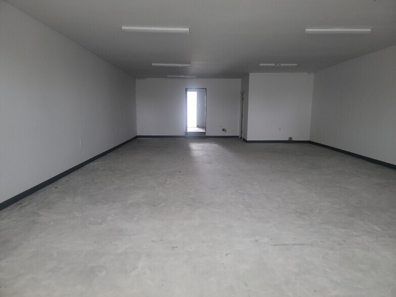 1536 W Olympic Blvd, Montebello, CA à vendre - Photo de l’immeuble – Image 3 sur 7