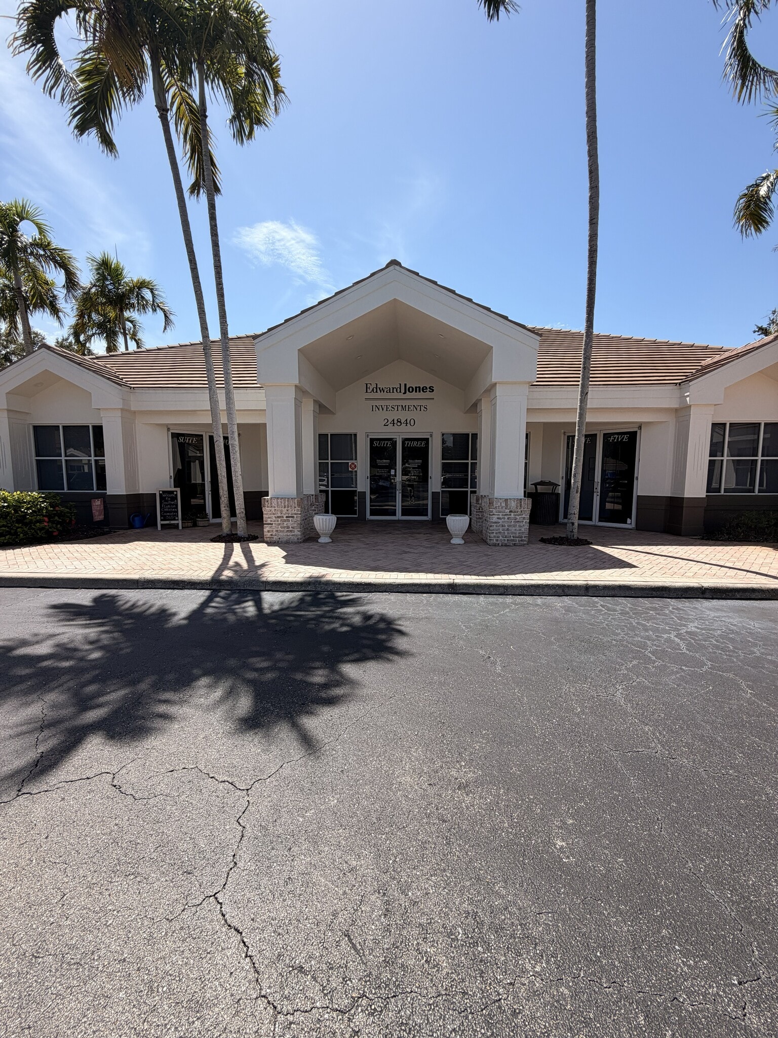24880 Burnt Pine Dr, Bonita Springs, FL à louer Photo intérieure– Image 1 sur 9