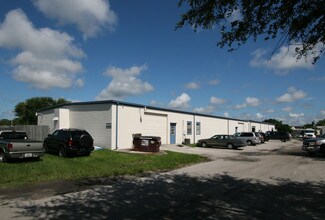 Plus de détails pour 6055 Porter Way, Sarasota, FL - Industriel/Logistique à louer