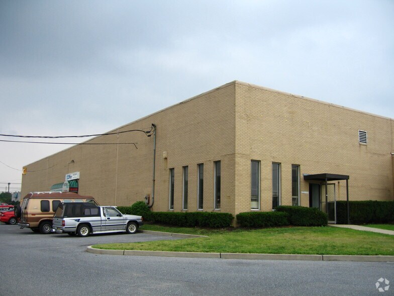 1525 Route 73, Pennsauken, NJ à louer - Photo de l’immeuble – Image 3 sur 3