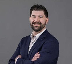 Mike Winnitoy