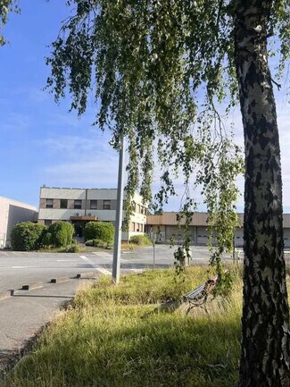 Plus de détails pour Bureau, Industriel/Logistique à louer