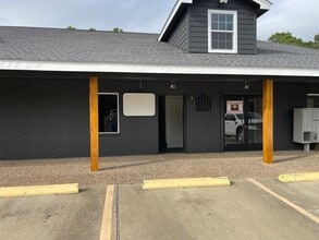 340 Pan American Dr, Livingston, TX à louer Photo intérieure– Image 2 sur 2